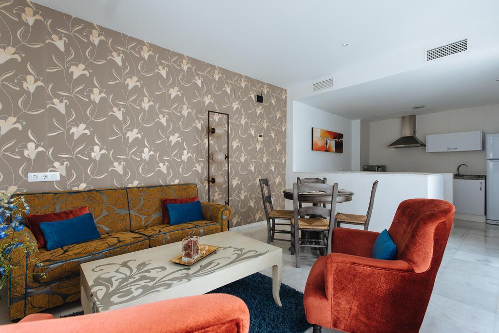 Singular Virgenes Apartment Seville Exterior photo