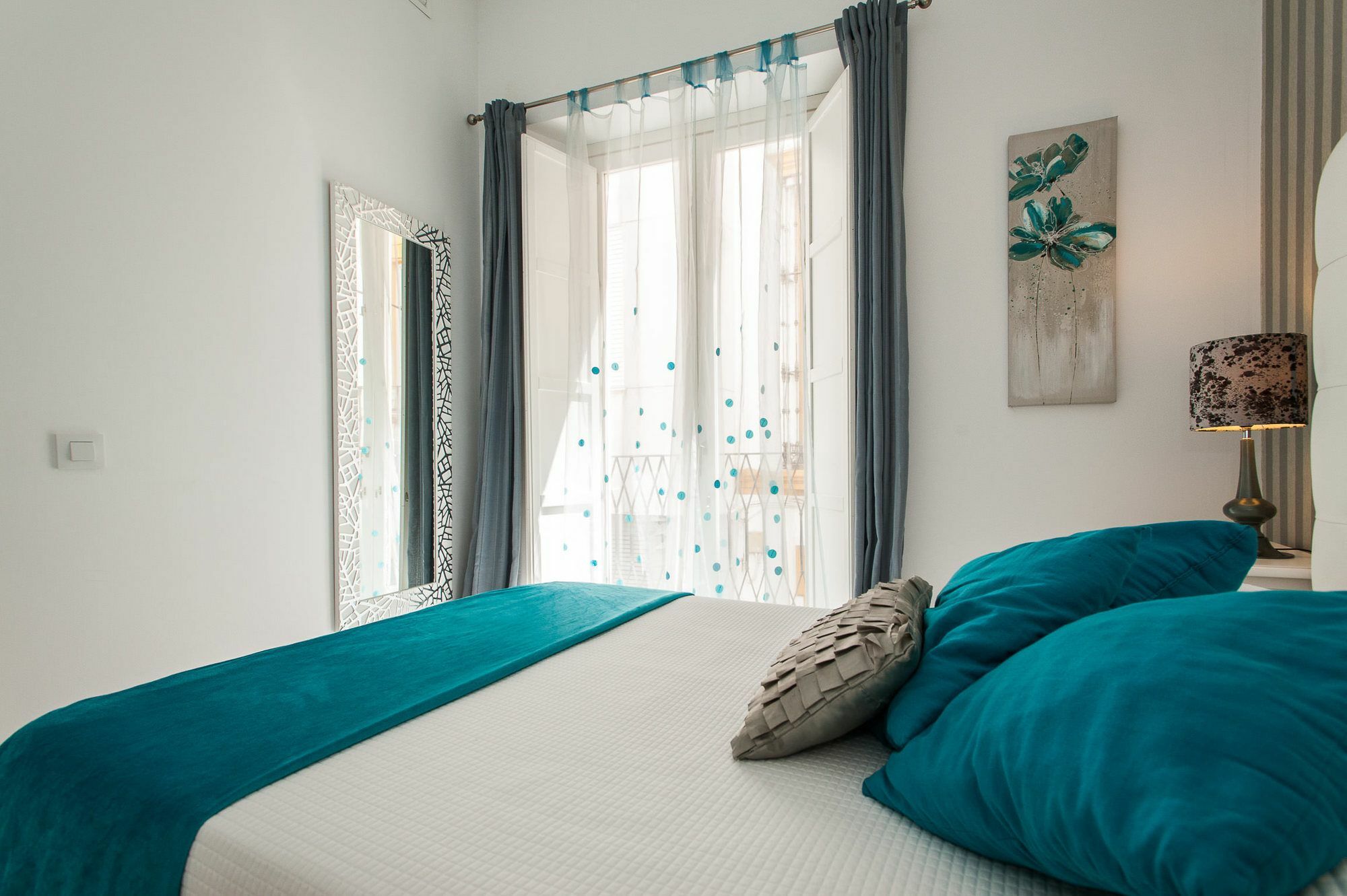 Singular Virgenes Apartment Seville Exterior photo