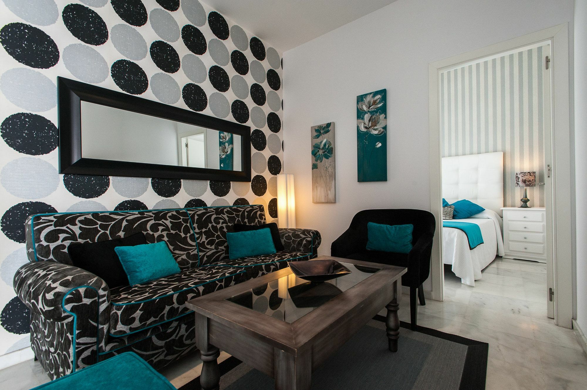 Singular Virgenes Apartment Seville Exterior photo